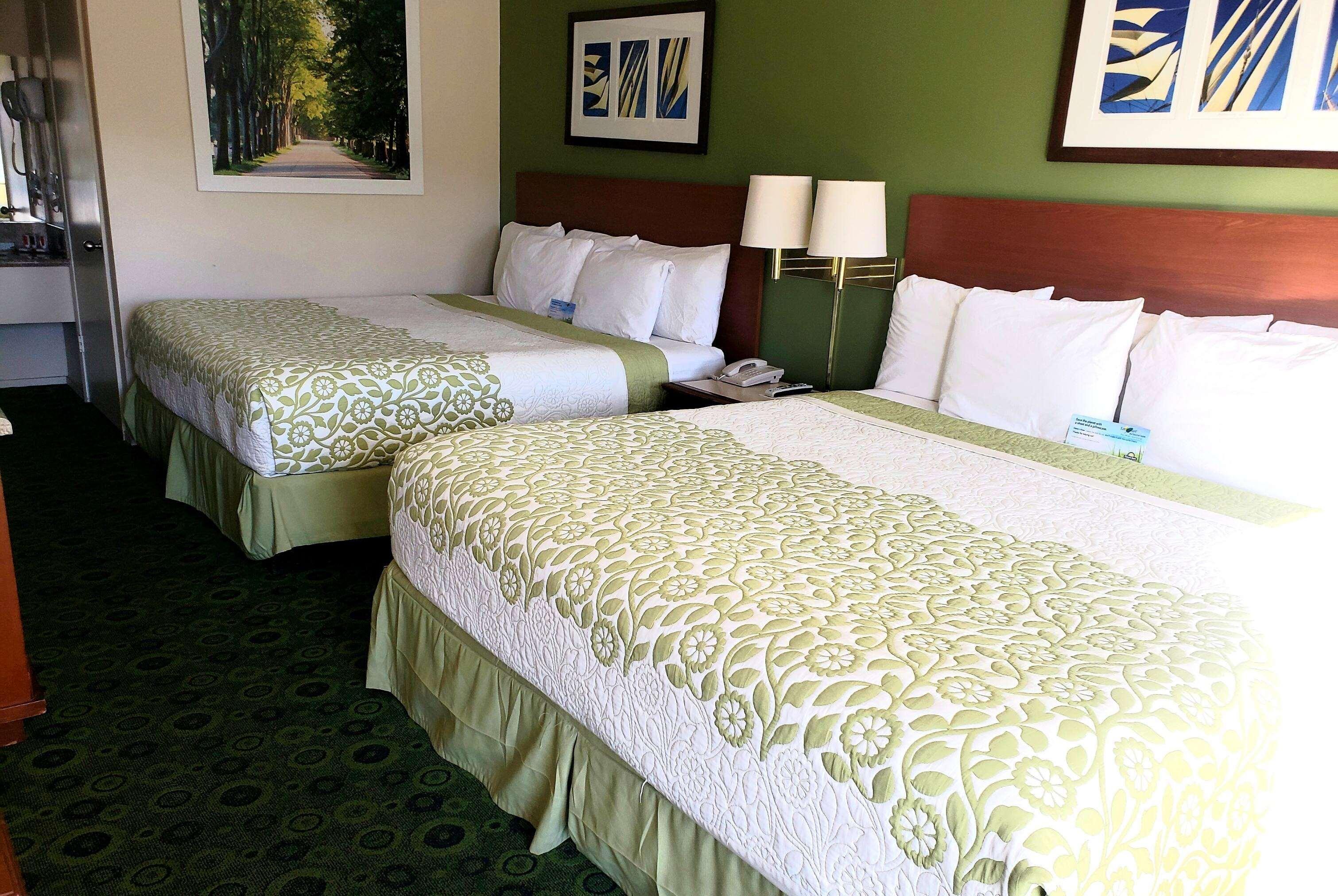 Days By Wyndham Hotel 2*