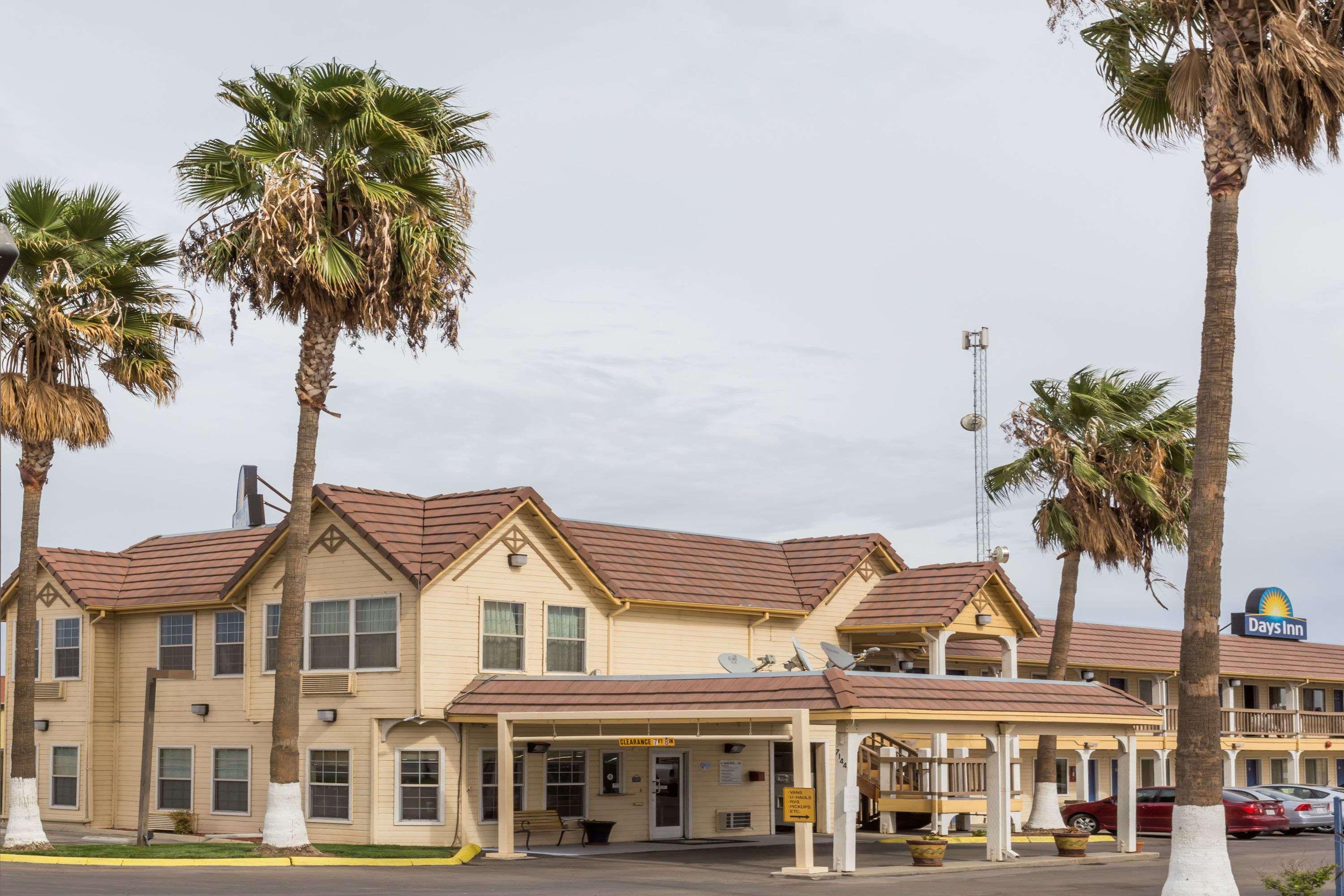 Days By Wyndham Hotel